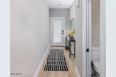 3833 E Monterey Way, Phoenix, AZ 85018 - Photo 2