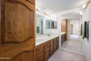 12222 N Paradise Vlg Pkwy S, Phoenix, AZ 85032 - Photo 16