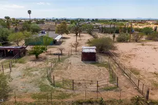 22810 W Roadrunner Ln, Congress, AZ 85332 - Photo 4