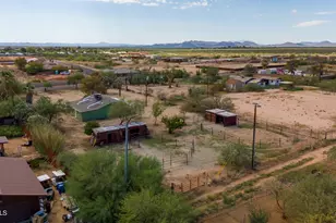 22810 W Roadrunner Ln, Congress, AZ 85332 - Photo 26