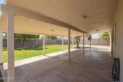 8503 W Bloomfield Road, Peoria, AZ 85381 - Photo 6