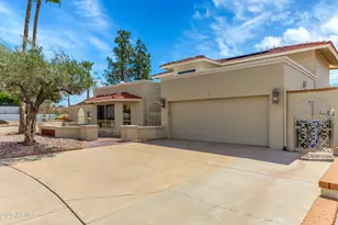 2237 E Captain Dreyfus Ave, Phoenix, AZ 85022 - Photo 2