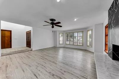 2237 E Captain Dreyfus Avenue, Phoenix, AZ 85022 - Photo 6