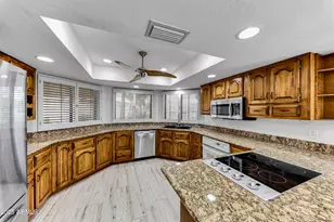 2237 E Captain Dreyfus Ave, Phoenix, AZ 85022 - Photo 14