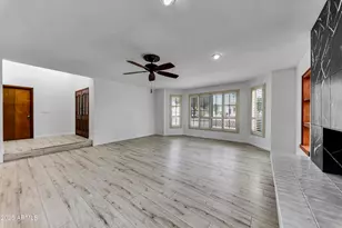 2237 E Captain Dreyfus Ave, Phoenix, AZ 85022 - Photo 8