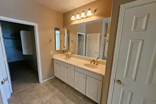 42593 W Abbey Rd, Maricopa, AZ 85138 - Photo 14