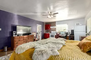 37 W Pasadena Ave, Phoenix, AZ 85013 - Photo 10