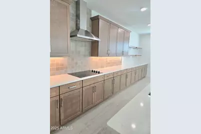 9827 S 11th Street, Phoenix, AZ 85042 - Photo 10