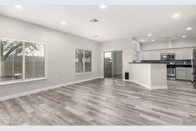 3006 N 37th Street #8, Phoenix, AZ 85018 - Photo 10