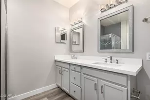 3006 N 37th St, Phoenix, AZ 85018 - Photo 18