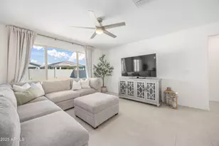 17832 W Oberlin Way, Surprise, AZ 85387 - Photo 8