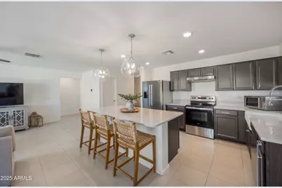17832 W Oberlin Way, Surprise, AZ 85387 - Photo 12