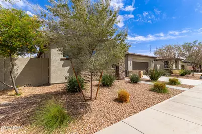 39785 N Collins Lane, San Tan Valley, AZ 85140 - Photo 2