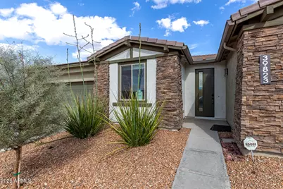39807 N Collins Lane, San Tan Valley, AZ 85140 - Photo 4
