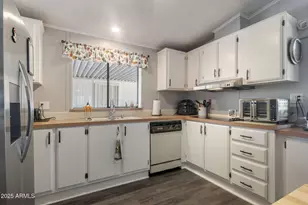 546 S 83rd Way, Mesa, AZ 85208 - Photo 8