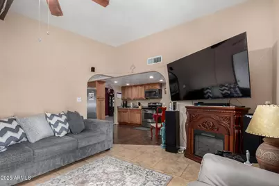 3807 W Mercer Lane, Phoenix, AZ 85029 - Photo 12