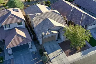 3927 E Blue Spruce Ln, Gilbert, AZ 85298 - Photo 2