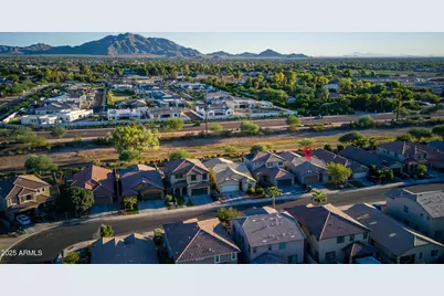 3927 E Blue Spruce Lane, Gilbert, AZ 85298 - Photo 30