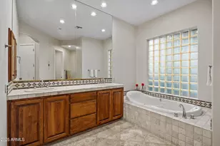 10775 E Caribbean Ln, Scottsdale, AZ 85255 - Photo 34