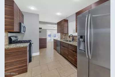 846 E Ocotillo Road, Phoenix, AZ 85014 - Photo 8