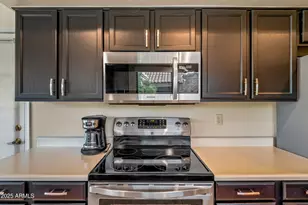 9322 W Topeka Dr, Peoria, AZ 85382 - Photo 32