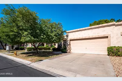 9322 W Topeka Drive, Peoria, AZ 85382 - Photo 2