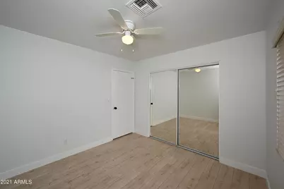 7301 W Canterbury Drive, Peoria, AZ 85345 - Photo 36