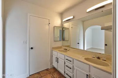 7301 W Canterbury Drive, Peoria, AZ 85345 - Photo 28