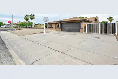 7301 W Canterbury Drive, Peoria, AZ 85345 - Photo 4