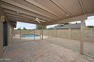 7301 W Canterbury Dr, Peoria, AZ 85345 - Photo 38