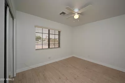 7301 W Canterbury Drive, Peoria, AZ 85345 - Photo 30