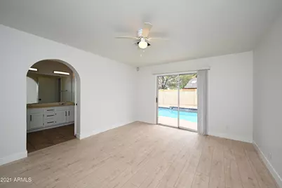 7301 W Canterbury Drive, Peoria, AZ 85345 - Photo 24