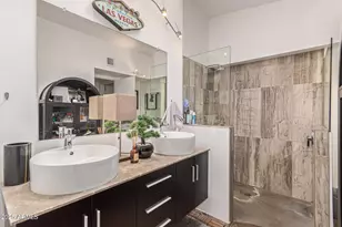 6640 N Chatelaine Pl, Phoenix, AZ 85014 - Photo 1