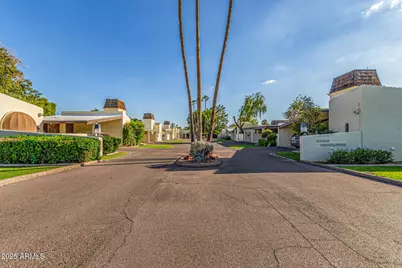 6640 N Chatelaine Place, Phoenix, AZ 85014 - Photo 38