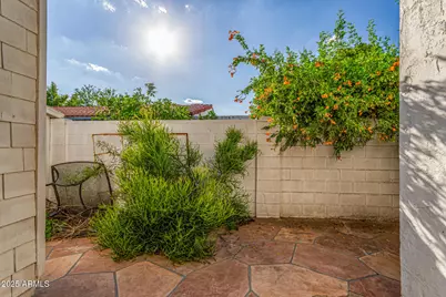 6640 N Chatelaine Place, Phoenix, AZ 85014 - Photo 34
