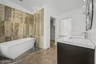 6640 N Chatelaine Pl, Phoenix, AZ 85014 - Photo 1