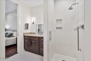 6166 N Scottsdale Rd, Paradise Valley, AZ 85253 - Photo 14