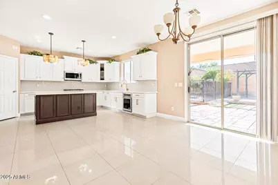 2345 W Melody Drive, Phoenix, AZ 85041 - Photo 12