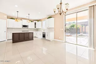 2345 W Melody Dr, Phoenix, AZ 85041 - Photo 12