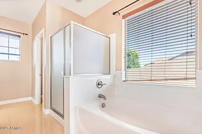 2345 W Melody Drive, Phoenix, AZ 85041 - Photo 32