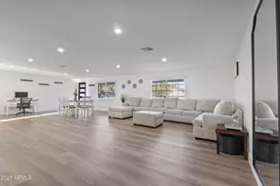 13050 N 17th Ave, Phoenix, AZ 85029 - Photo 6