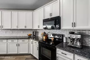 10334 E Corbin Ave, Mesa, AZ 85212 - Photo 18