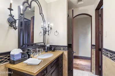 5902 E Arcadia Lane, Phoenix, AZ 85018 - Photo 56