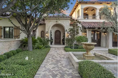 5902 E Arcadia Lane, Phoenix, AZ 85018 - Photo 8