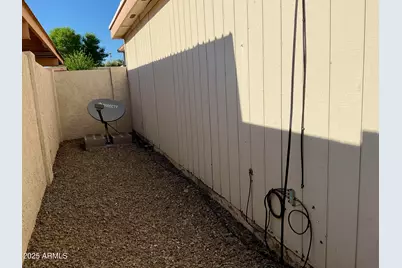 8121 N 32nd Avenue, Phoenix, AZ 85051 - Photo 24