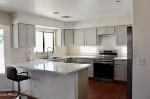 7767 W Stella Ave, Glendale, AZ 85303 - Photo 2