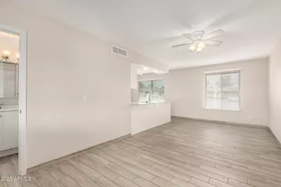 18046 N 20th Avenue, Phoenix, AZ 85023 - Photo 4