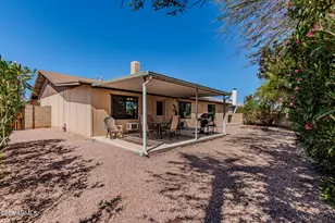 11449 S Iroquois Dr, Phoenix, AZ 85044 - Photo 34