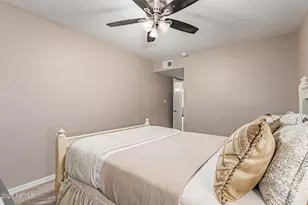 11449 S Iroquois Dr, Phoenix, AZ 85044 - Photo 26