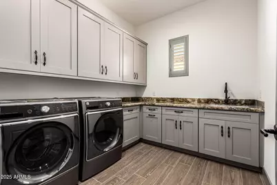 21747 W Galvin Street, Wittmann, AZ 85361 - Photo 32